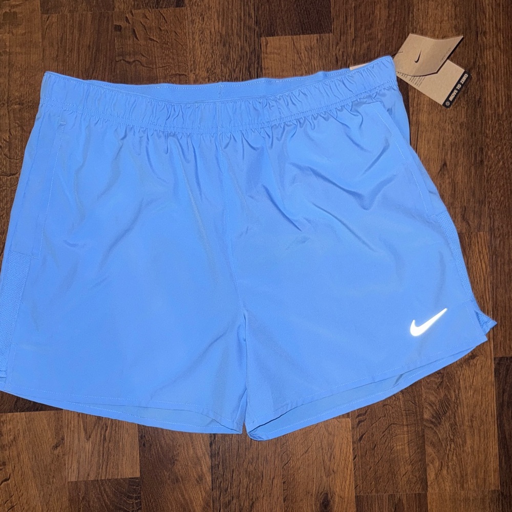 NWT Nike Challenger Men’s Sky Blue Sports Shorts (size XL)
